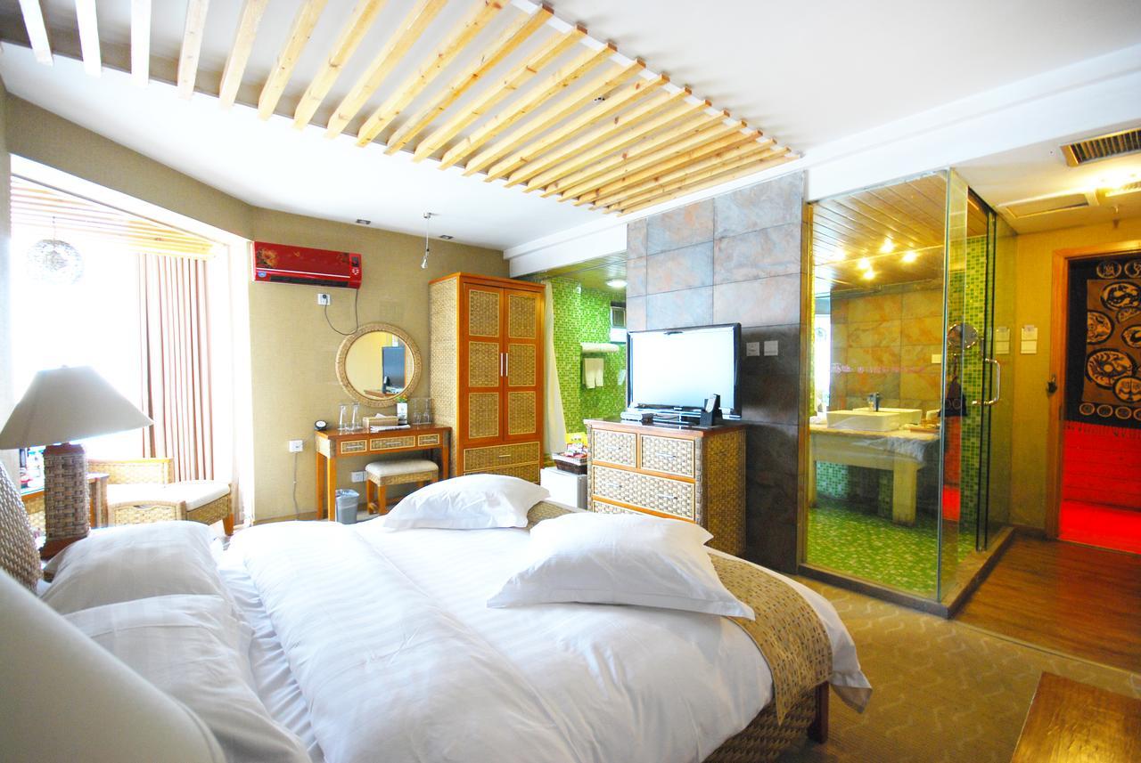 Xinjiang Yema International Clubhouse Hotel Urumqi Exterior foto