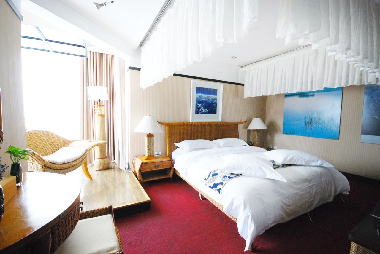 Xinjiang Yema International Clubhouse Hotel Urumqi Exterior foto